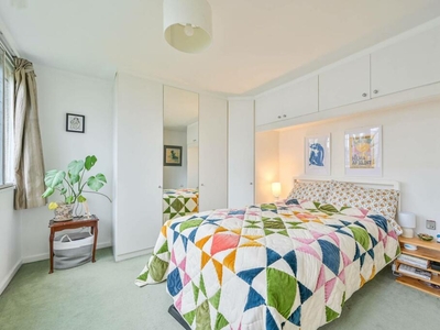 3 bedroom house for rent in Paxton Terrace, Pimlico, London, SW1V
