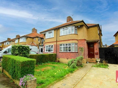 3 bedroom semi-detached house for sale Rickmansworth, WD3 3QN