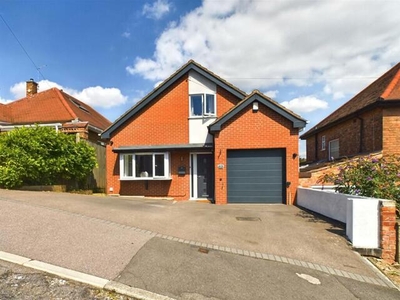 4 Bedroom Detached House For Sale In Carlton