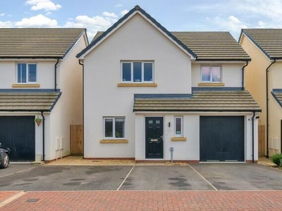 4 Bedroom Detached House For Sale In Roundswell