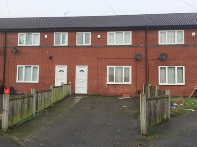 4 bedroom end of terrace house for rent in Stanton crescent, Kirkby, L32