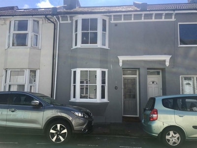 4 bedroom semi-detached house for rent in St Mary Magdalene Street, Brighton, BN2