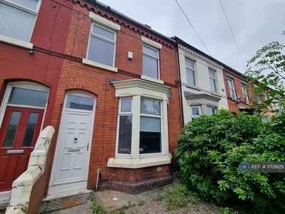 4 bedroom terraced house for rent in Deane Road, Liverpool, L7