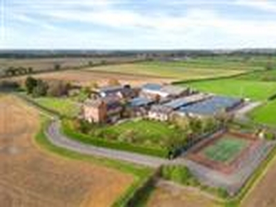 44.76 acres, Darley Oaks Farm, Hoar Cross, Burton-on-Trent, Staffordshire