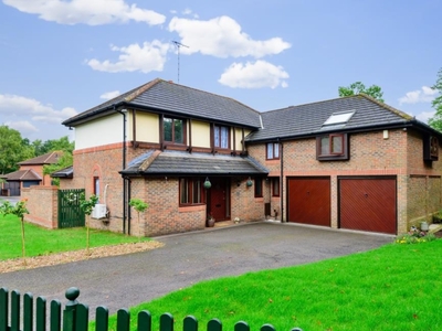 5 Bed House To Rent in Field Park, Bracknell, RG12 - 572