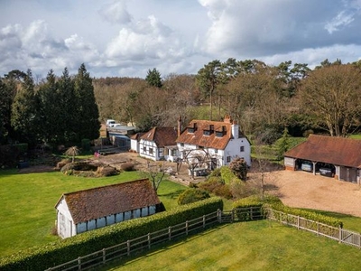 5 bedroom country house for sale High Wycombe, HP14 4DW