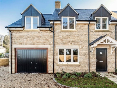 Detached house for sale in Chipping Norton, Oxfordshire OX7