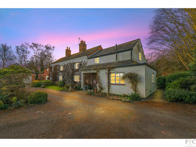 Detached House for sale with 5 bedrooms, Lavender Cottage, Back Lane | Fine & Country