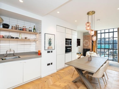 Flat for sale in Circus Road East, London SW11