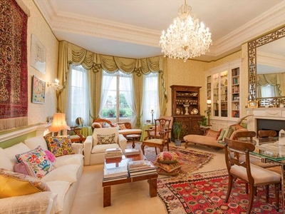 Flat for sale in Lauderdale Road, London W9