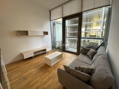 Studio apartment for rent in Abito, Greengate, M3