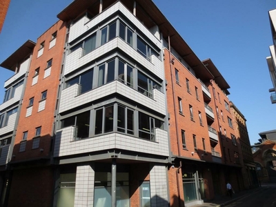 Studio flat for rent in Agecroft House, Northern Quarter, M4