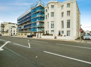 1 bedroom apartment for sale in Marine Parade, Worthing, BN11