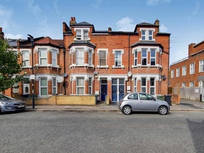 1 Bedroom Flat For Sale In West Norwood, London