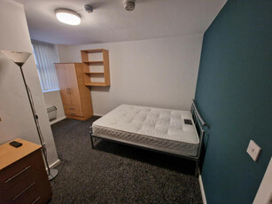 1 Bedroom Flat Share For Rent In 16 Longside Lane (on Campus), Bradford