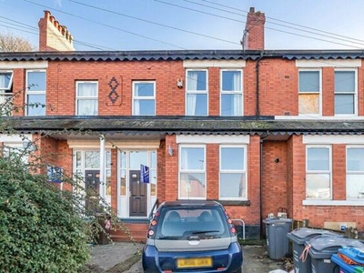 10 Bedroom Terraced House For Sale In Manchester