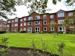 2 Bedroom Apartment For Rent In Southport