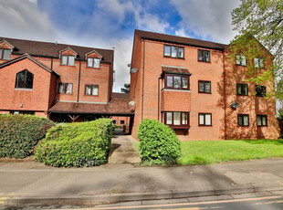 2 bedroom apartment for sale in Droitwich Road, Worcester, WR3