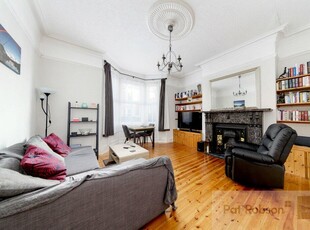2 bedroom apartment for sale in Glenthorn Road, Jesmond, Newcastle Upon Tyne, Tyne & Wear, NE2