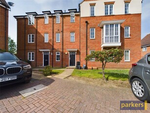 2 bedroom apartment for sale in School Drive, Woodley, Reading, RG5
