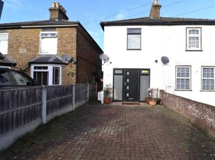 2 Bedroom Cottage For Sale In Uxbridge