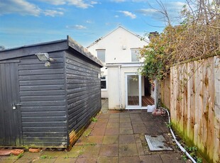 2 bedroom end of terrace house for sale in Whipton Village Road, Exeter, Devon, EX4