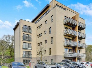 2 bedroom flat for sale in Centurion Way, Yorkhill, Glasgow, G3