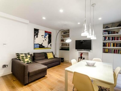 2 Bedroom Flat For Sale In Chelsea, London