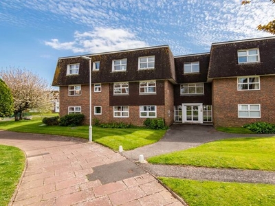 2 bedroom flat for sale Worthing, BN13 1LF