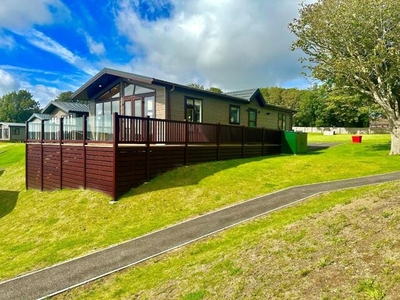 2 Bedroom Lodge For Sale In Brixham, Devon