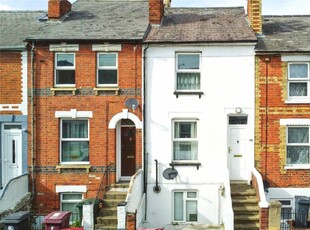 2 bedroom maisonette for sale in William Street, Reading, Berkshire, RG1