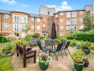 2 Bedroom Retirement Apartment For Sale in Northallerton, North Yorkshire