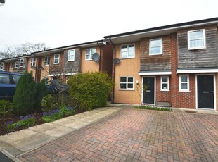 2 bedroom semi-detached house for sale in Basford Court, Basford (S-O-T), Stoke-On-Trent, ST4