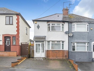 2 Bedroom Semi-detached House For Sale In West Bromwich, West Midlands