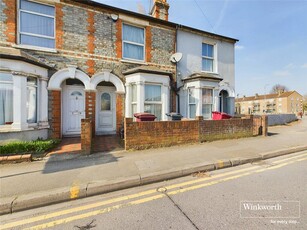 2 bedroom terraced house for sale in George Street, Caversham, Reading, Berkshire, RG4
