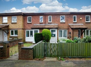 2 bedroom terraced house for sale in Kenwyn Close, West End, Hampshire, SO18