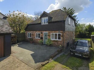 3 Bedroom Detached House For Sale In Ashford Road