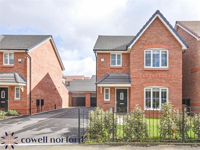 3 Bedroom Detached House For Sale In Rochdale, Greater Manchester