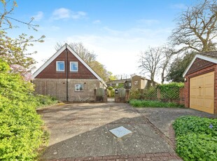 3 bedroom detached house for sale in Sandwich Road, Whitfield, Dover, Kent, CT16