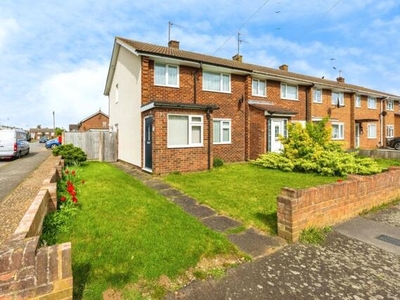 3 Bedroom End Of Terrace House For Sale In Bedford, Bedfordshire