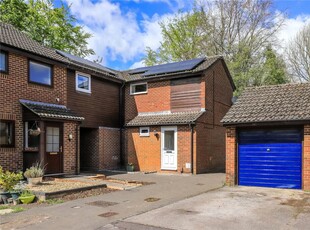 3 bedroom end of terrace house for sale in Falcon View, Winchester, Hampshire, SO22