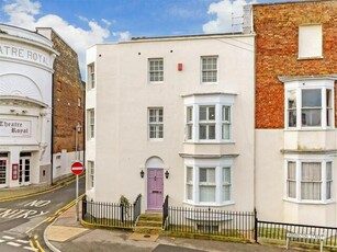 3 Bedroom End Of Terrace House For Sale In Margate
