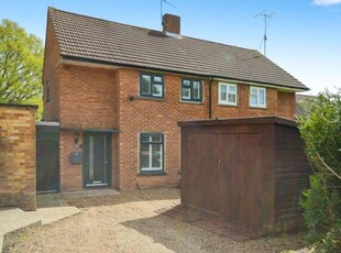 3 Bedroom Semi-detached House For Sale In Potters Bar