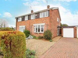 3 bedroom semi-detached house for sale in Riverhead, Sprotbrough, Doncaster, DN5