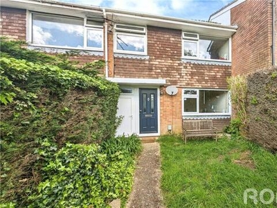 3 Bedroom Terraced House For Sale In Farnham
