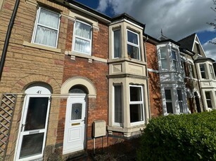 3 bedroom terraced house for sale in Goddard Avenue, Swindon, SN1