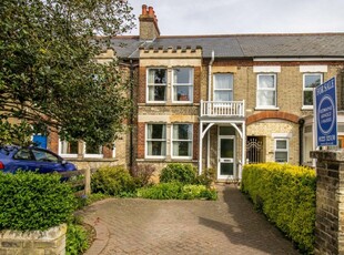 3 bedroom terraced house for sale in Newmarket Road, Cambridge, CB5