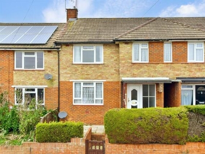3 Bedroom Terraced House For Sale In Reigate