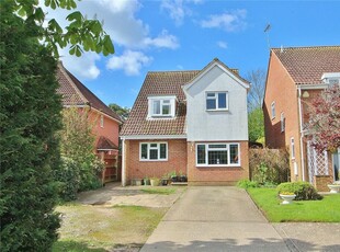 4 bedroom detached house for sale in Chestnut Walk, Worthing, West Sussex, BN13