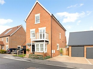4 bedroom detached house for sale in Hockbury Crescent, Tunbridge Wells, Kent, TN2